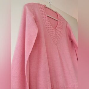 Pink Wool V-Neck Women's Sweater